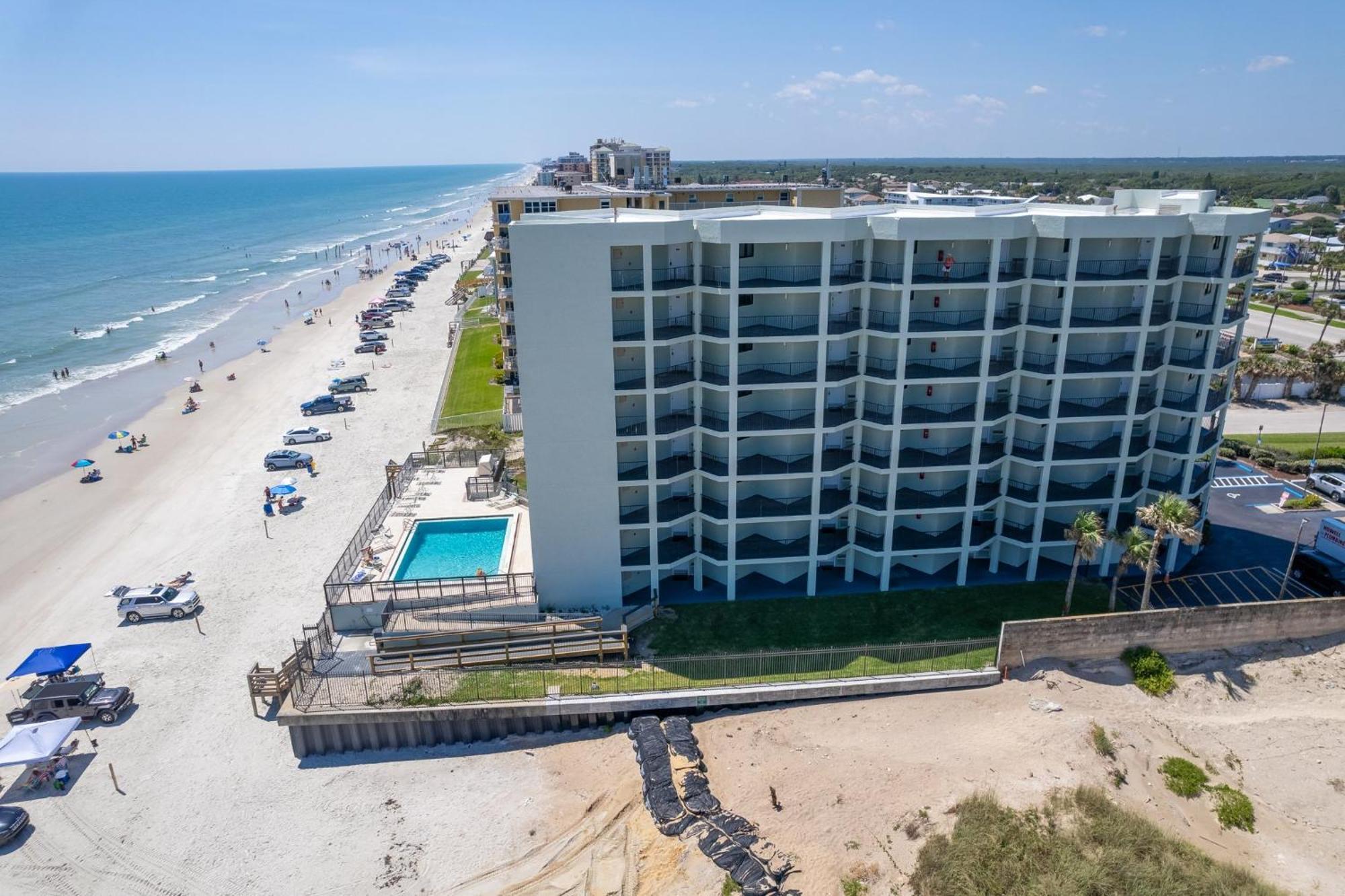 Ocean View With A Beachfront Pool At Ocean Trillium Condo ~ 702 New Smyrna Beach Dış mekan fotoğraf