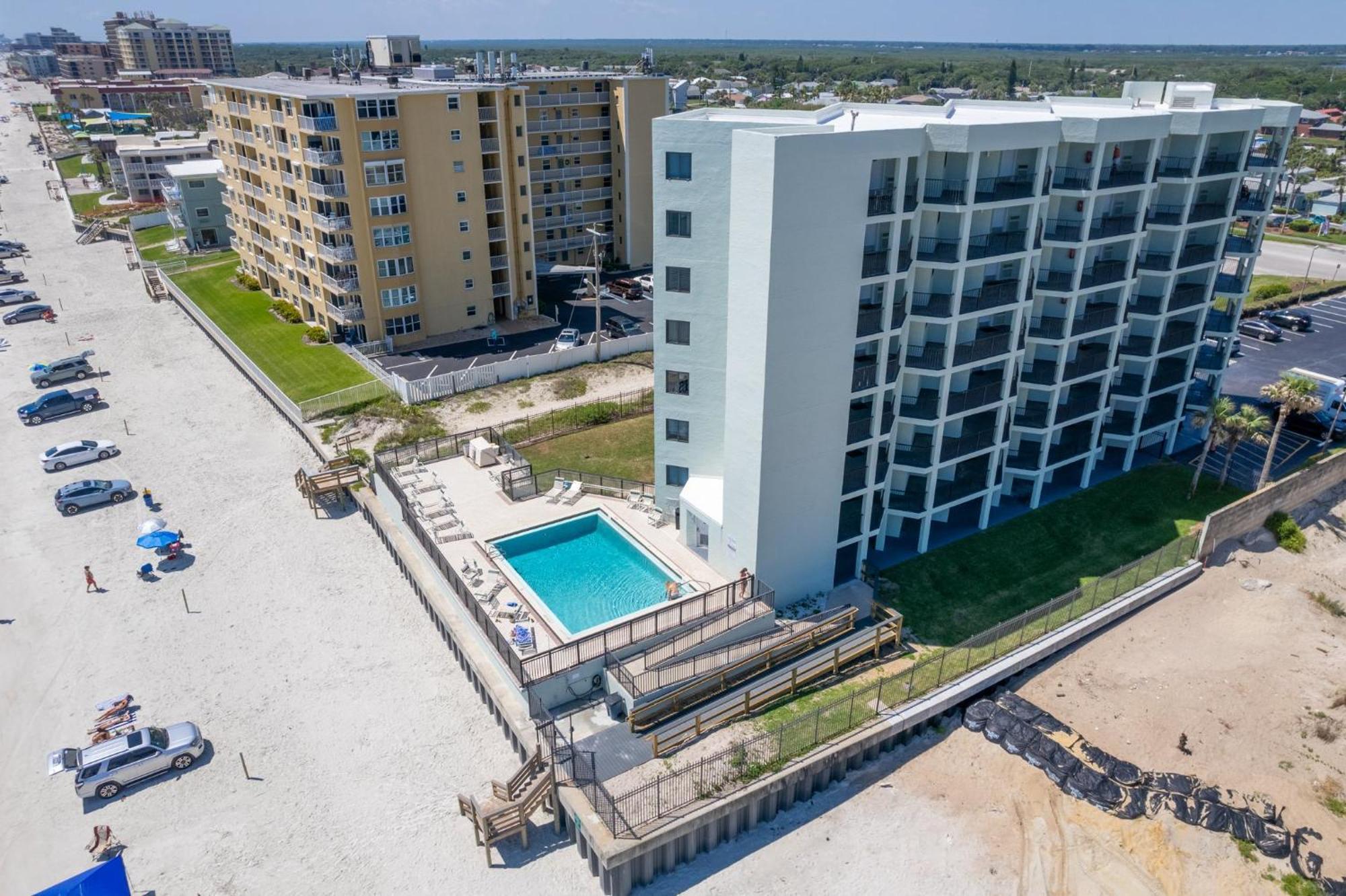 Ocean View With A Beachfront Pool At Ocean Trillium Condo ~ 702 New Smyrna Beach Dış mekan fotoğraf